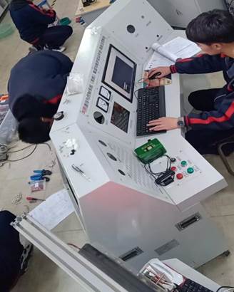 f3f61a6daa08342211a7d22fb36d837