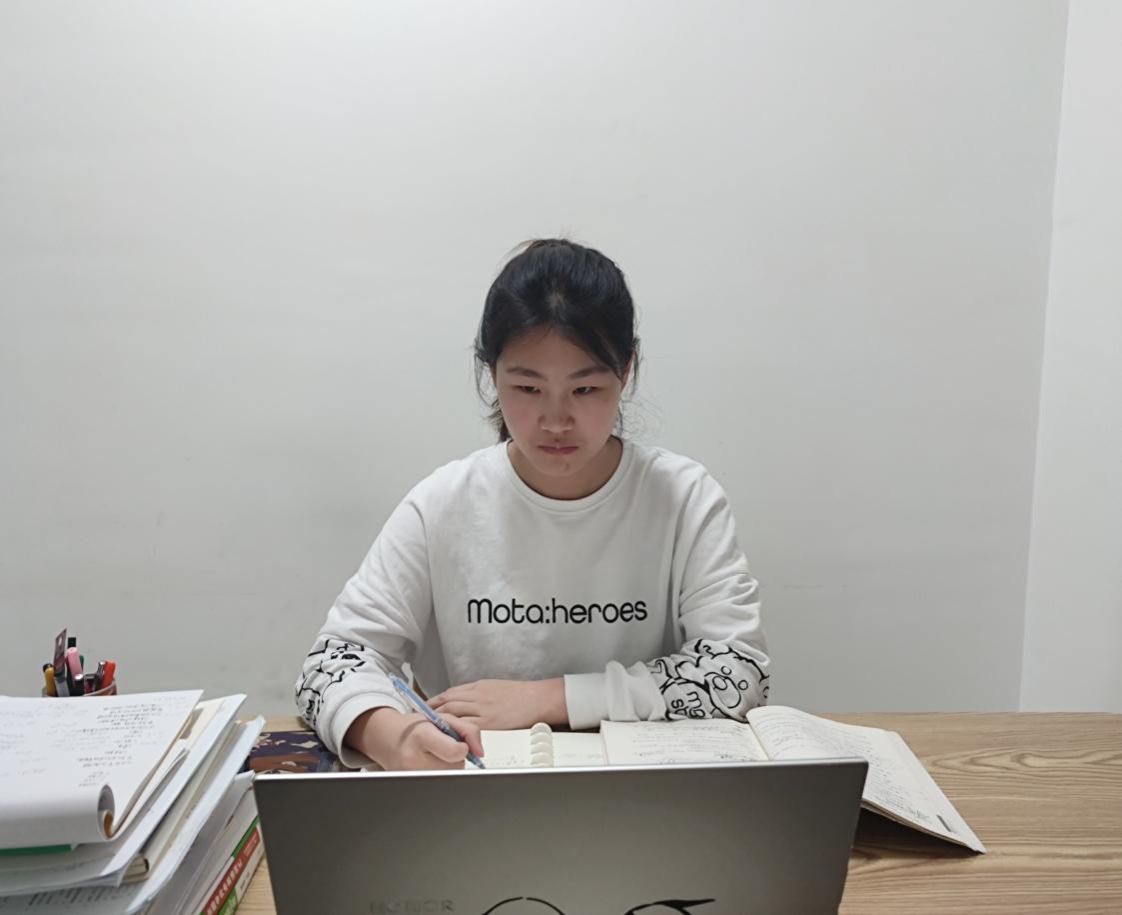 工程管理学院 王佳鹏