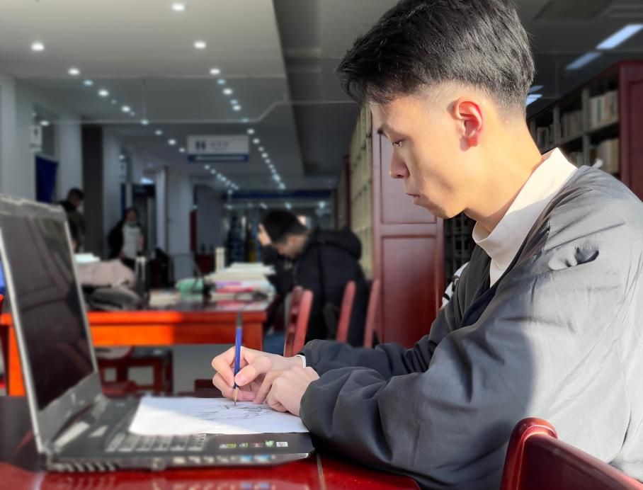 建筑设计学院 郑一健