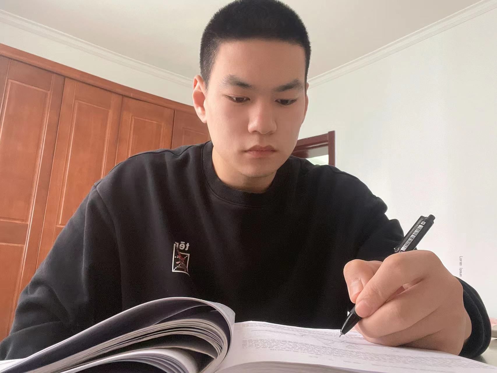 智能制造学院 李亚鹏