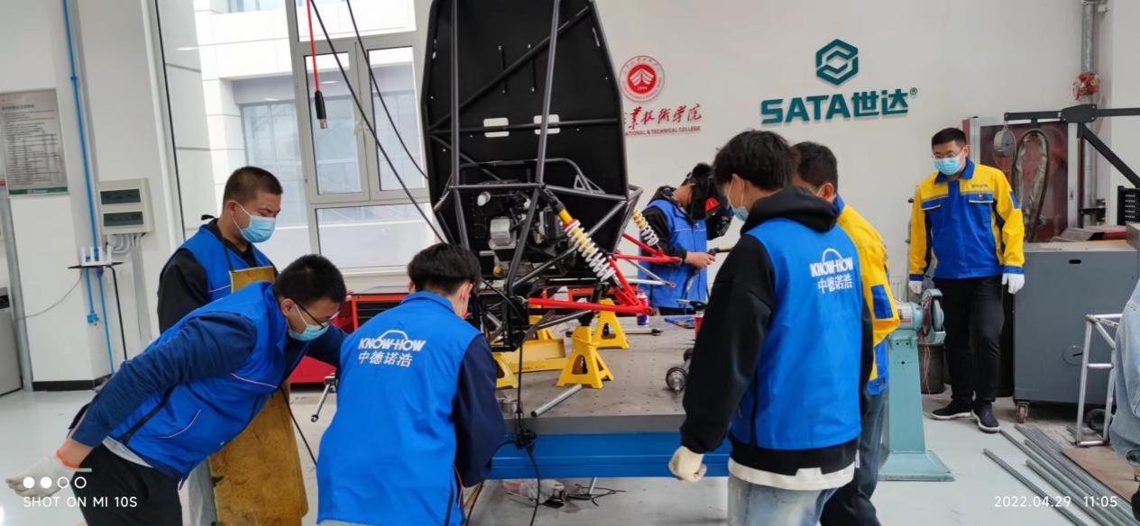 132948e6d61865cb85b86bddf7c64b1