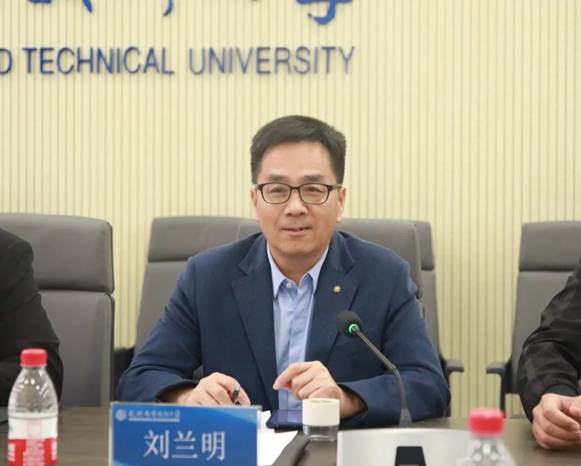 刘兰明教授（下午座谈会）