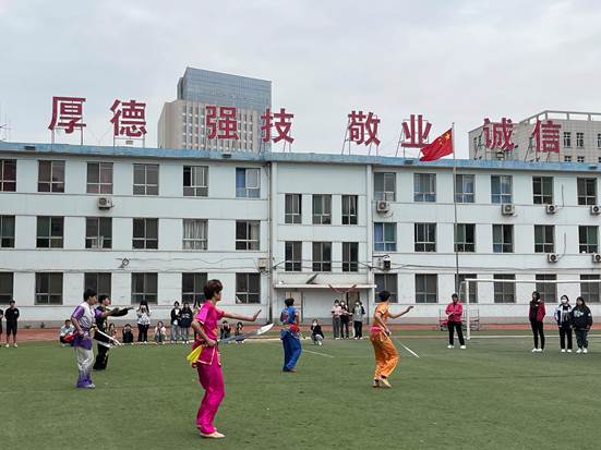 5.10日我院学生于山西省畜牧兽医学校进行武术套路技能展示
