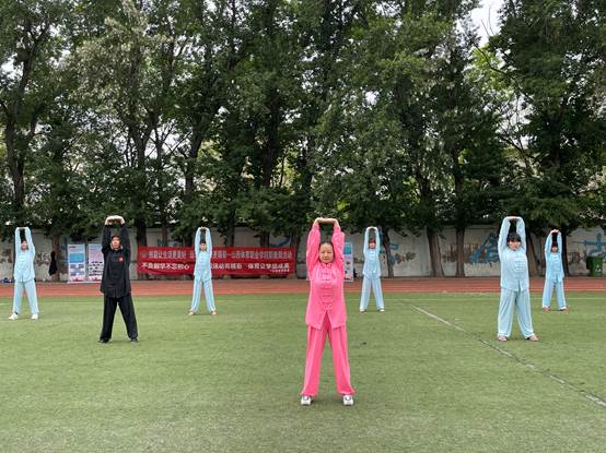 5.10日我院师生赴山西省畜牧兽医学校进行健身气功八段锦技能展示
