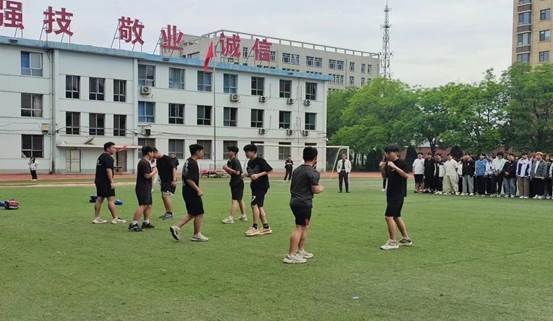 05fbd15ea78fa1f9bd52e300656ad0e