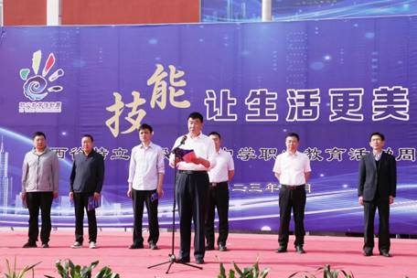 e774030a2dd8ad166a13cac6b3b4fca