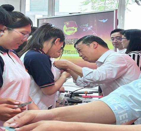 770bb427773f4b90d53db42f4a9bc935_