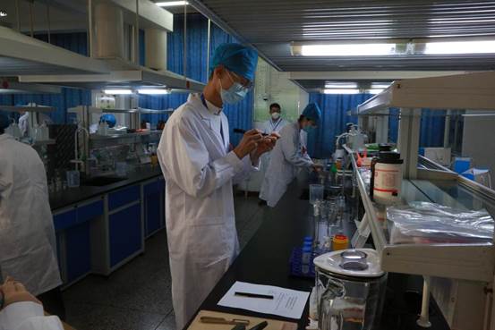 临汾职业技术学院学生张鹏飞1