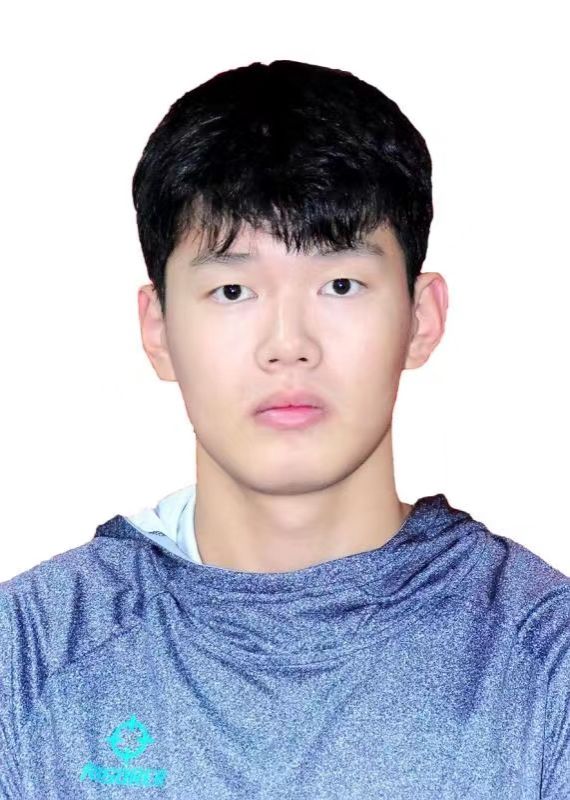 汽车工程学院李少鹏照片